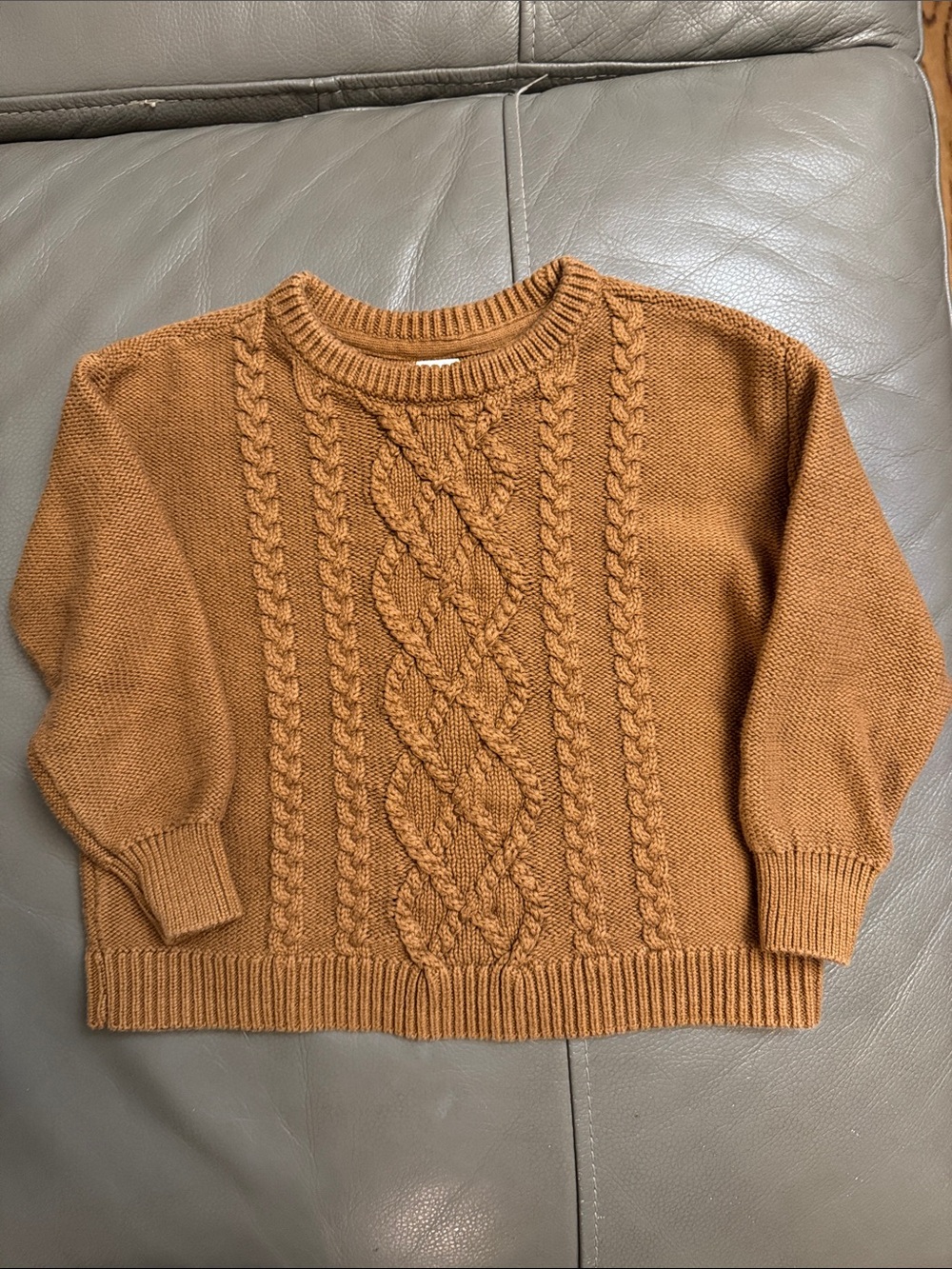 GAP Kids Cable Knit Sweater in Camel size 4T